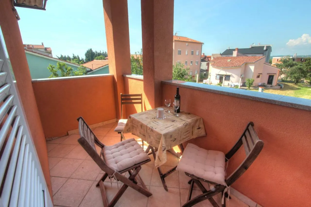 Apartment Apartman Pula